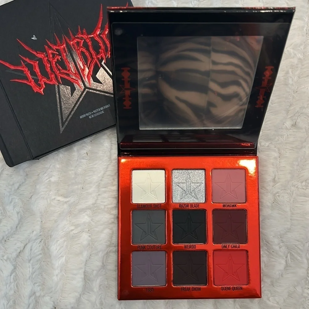 Jeffree Star cosmetics, weirdo, artistry, eyeshadow, palette new inbox 9 colors